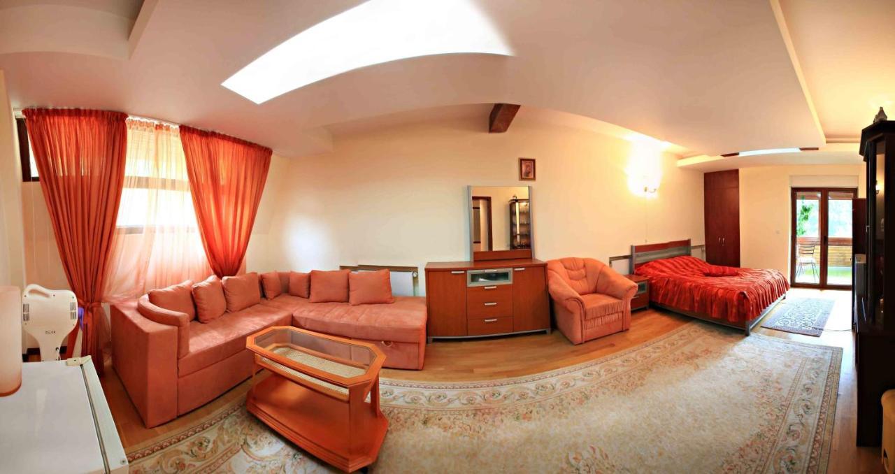 Pensiunea Rasnoava Predeal Kamer foto